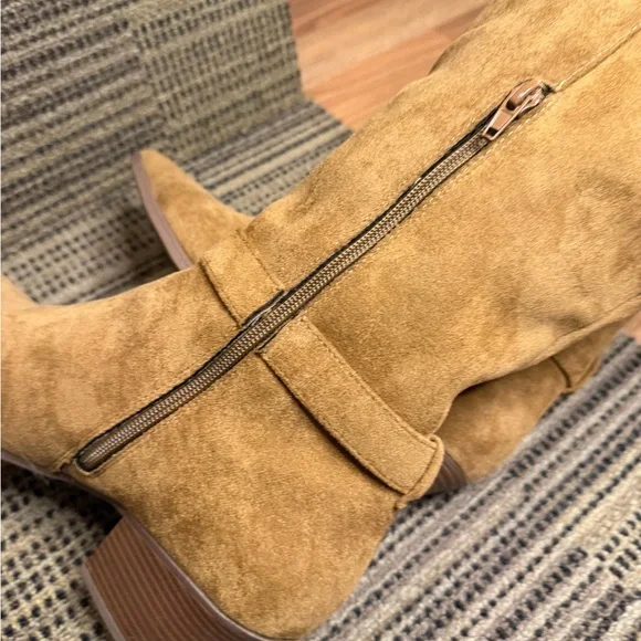 Portland Tan Suede Boots Sz 8 - Picture 10 of 14